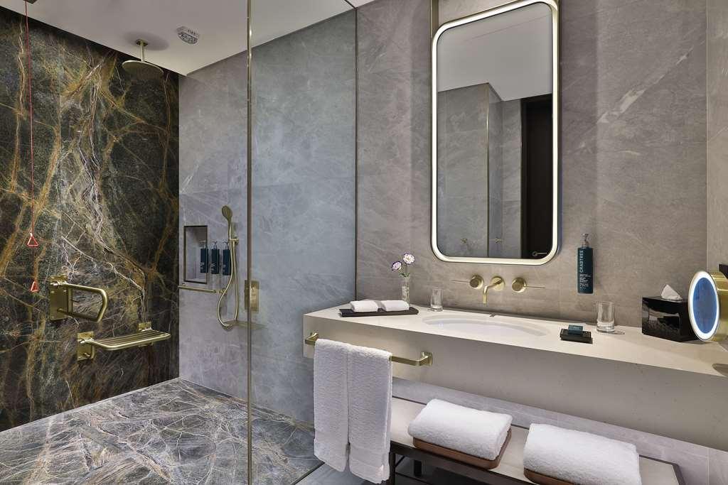 Embassy Suites By Hilton Dubai Business Bay 部屋 写真