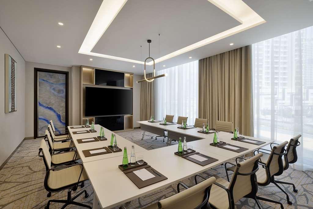 Embassy Suites By Hilton Dubai Business Bay 設備 写真