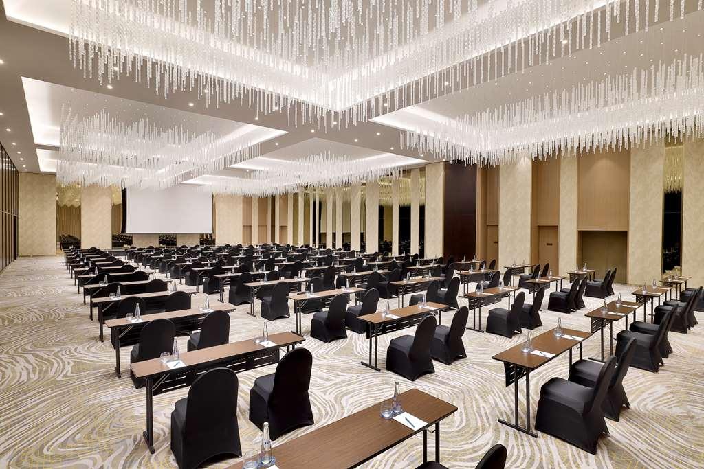 Embassy Suites By Hilton Dubai Business Bay 設備 写真